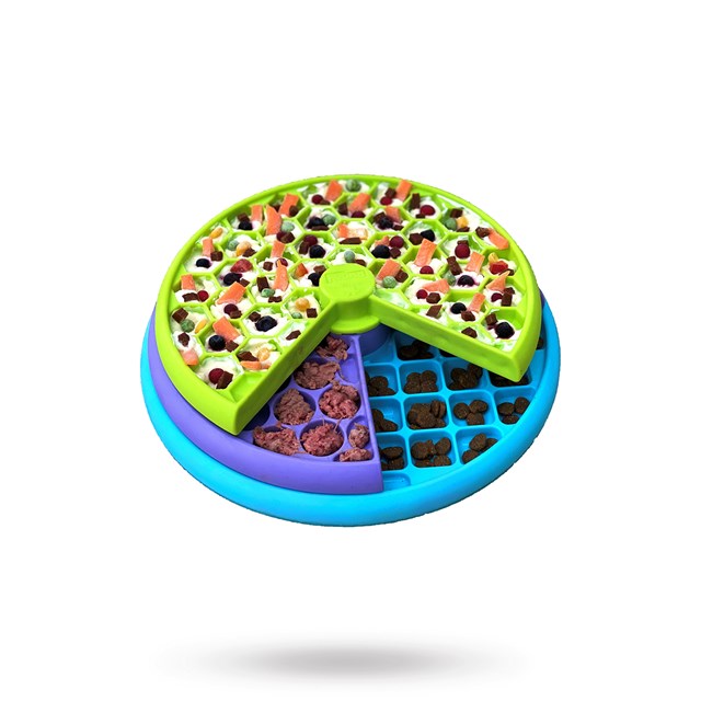 LICKIN' LAYERS - DOG PUZZLE & FEEDER IN ONE